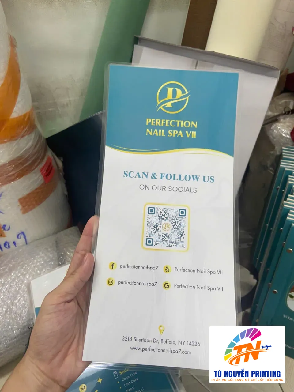 Menu Book tiệm nail 8